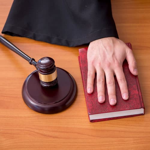 Abogados derecho penal en Bertamiráns